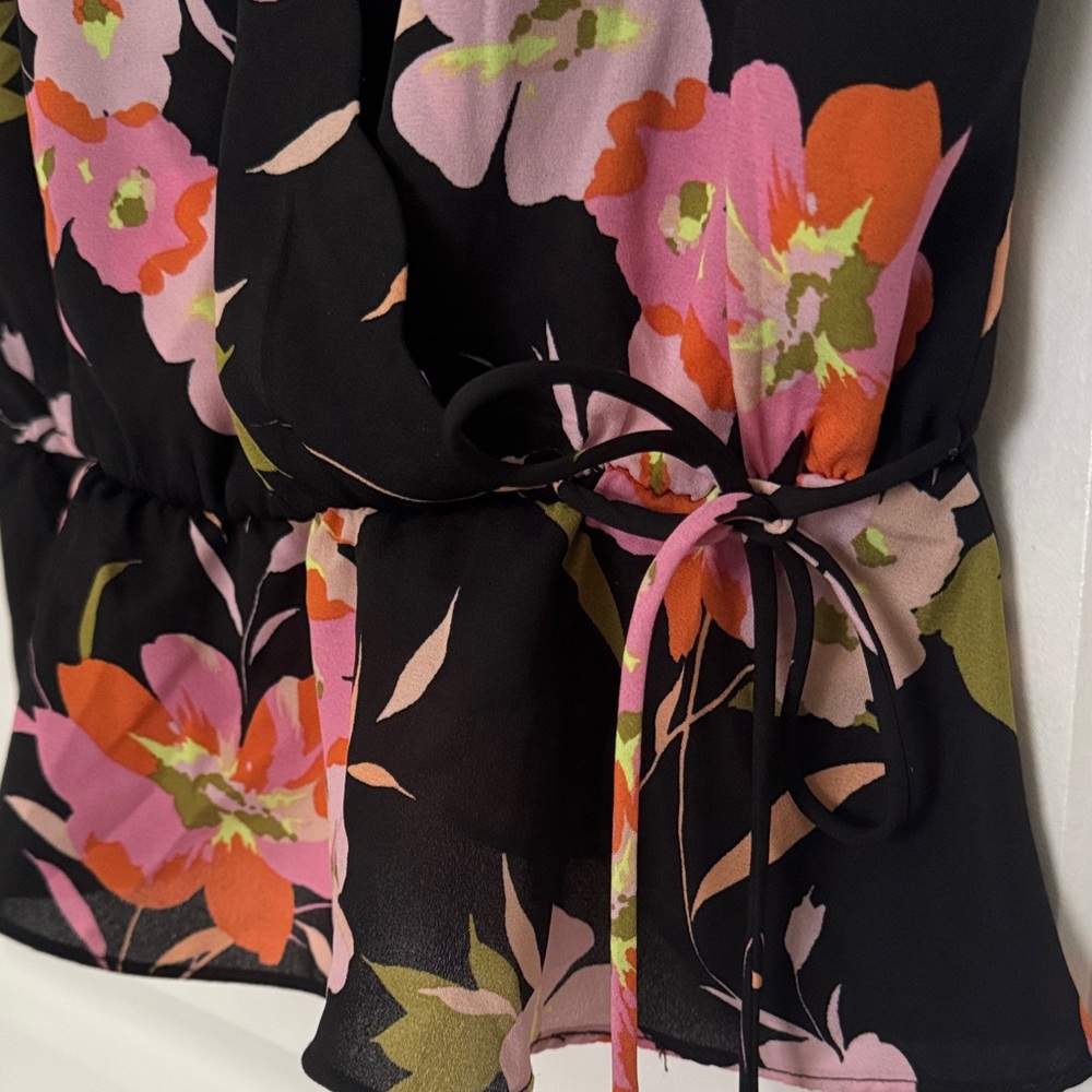 Nine Britton Black and Pink Floral Camisole - Picture 3 of 7